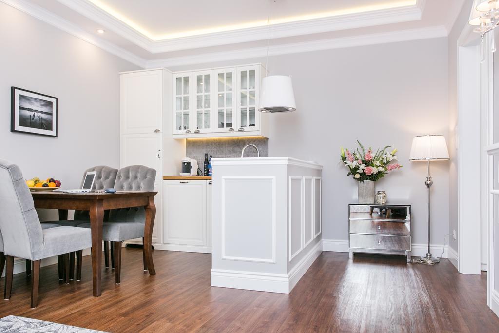 קרקוב Executive 2-Bedroom Apartment מראה חיצוני תמונה